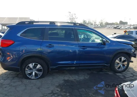 2021 Subaru Ascent Premium из США, поврежденный, VIN 4S4WMACD9M3471437